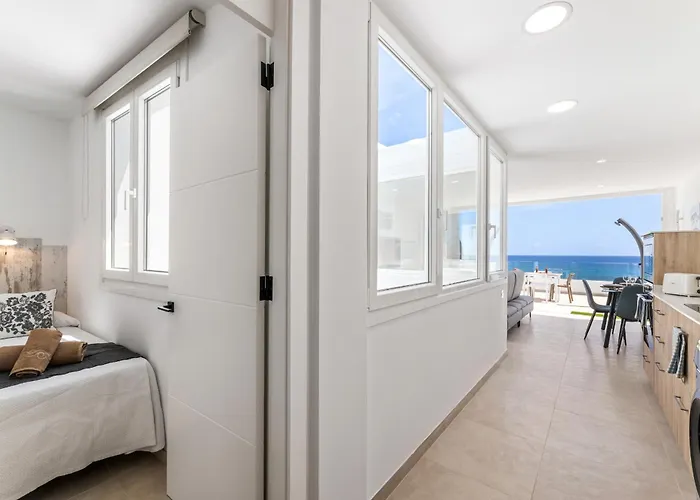 Ocean Confort Pad By Escape Arrieta (Lanzarote)